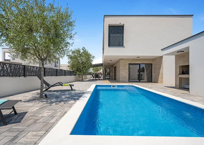 Stunning In With Wifi Сasa de vacaciones *